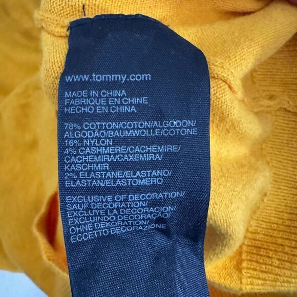 Tommy Hilfiger Women’s Cashmere Blend Sweater Size Small V-Neck Yellow Color - Picture 12 of 13